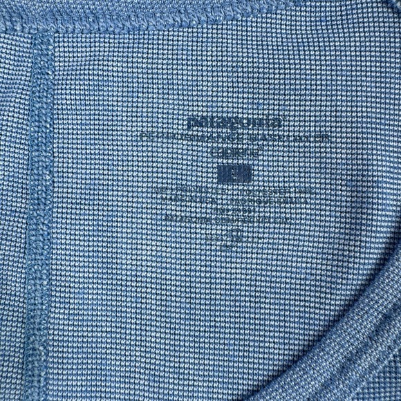 Patagonia Performance Shirt Women L V-Neck Athletic Base Layer Wicking Hike - Picture 6 of 8